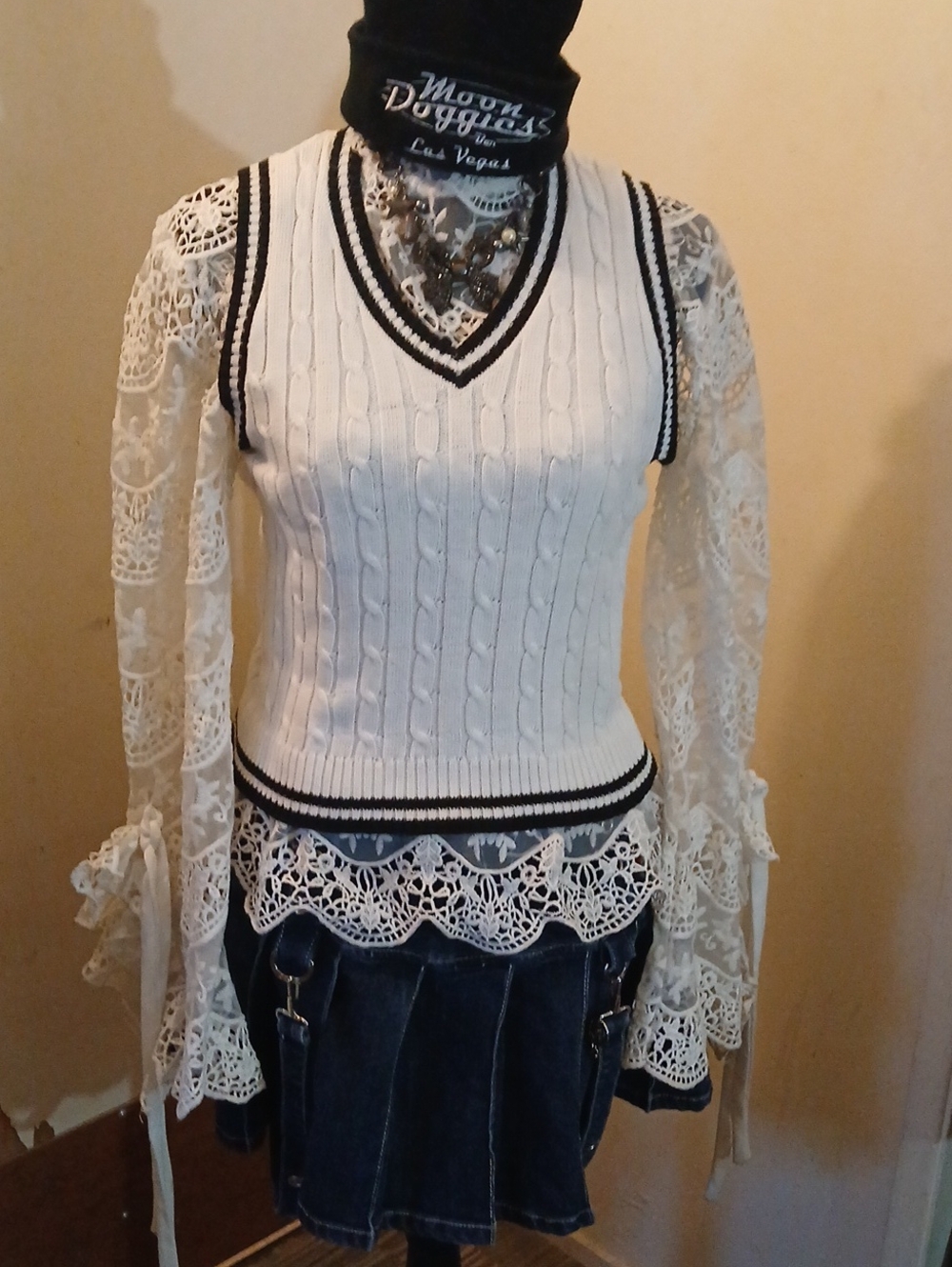 Love Tree White V-Neck Cable Knit Sweater with Black Trim